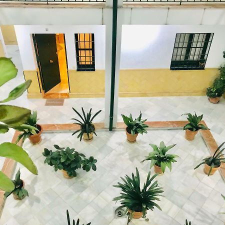 Los Patios De La Juderia Севиля Екстериор снимка